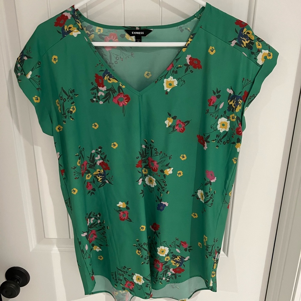 Express green floral blouse size M